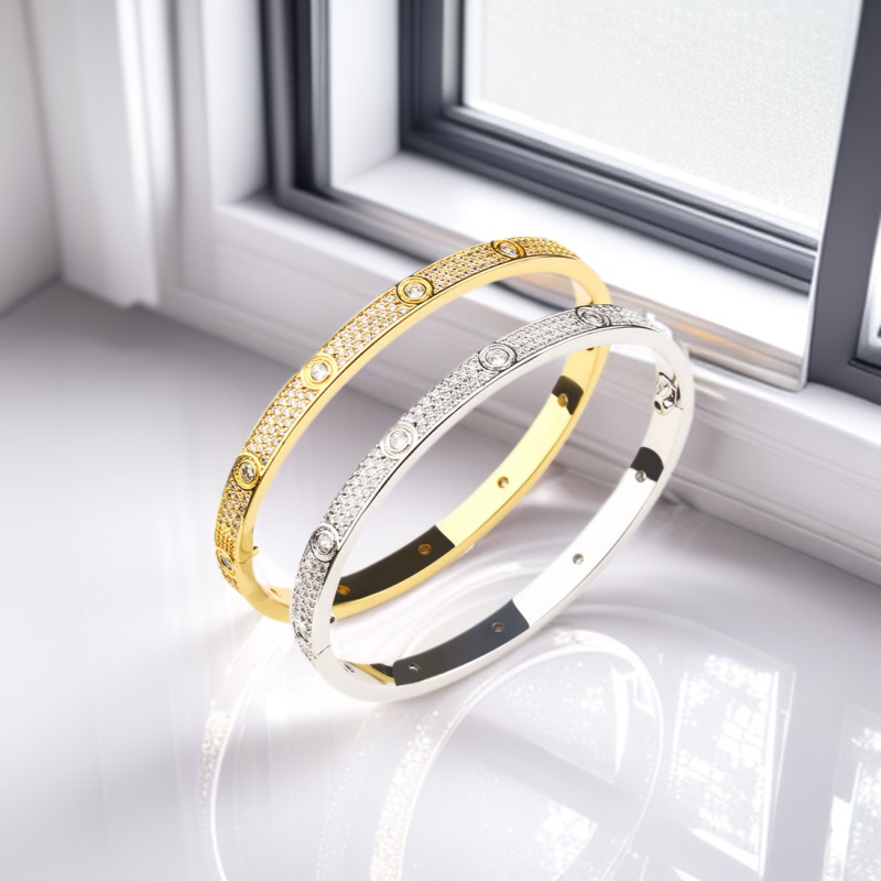 Europe and the United States hot round diamond full inlaid zircon bracelet women's light luxury temperament round bracelet cross-border explosion factory direct sales Europe and the United States hot round diamond full inlaid zircon bracelet women's light luxury temperament round bracelet cross-border explosion factory direct sales