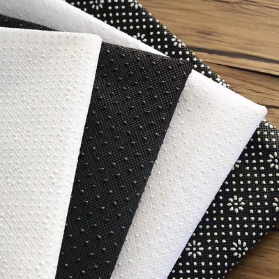 无纺布滴塑防滑布宠物沙发垫座垫止滑布地垫地毯梅花点塑厂家现货