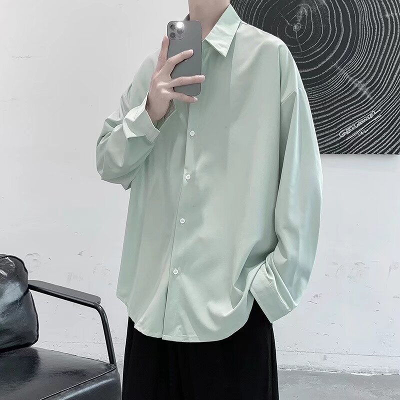 밝은 녹색