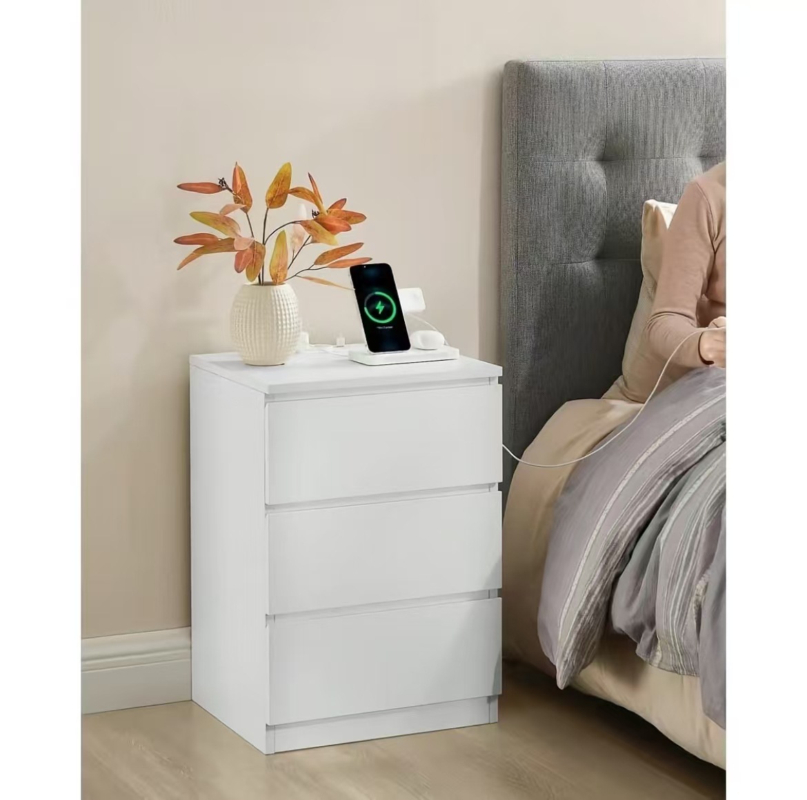 Cross-Border E-Commerce Foreign Trade Bedside Table with Charging Station, Bedside Table, Small Side Table with 3 Drawers