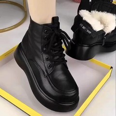 高档真皮防滑厚底马丁靴女2025秋冬新款高帮休闲舒适轻便百搭短靴