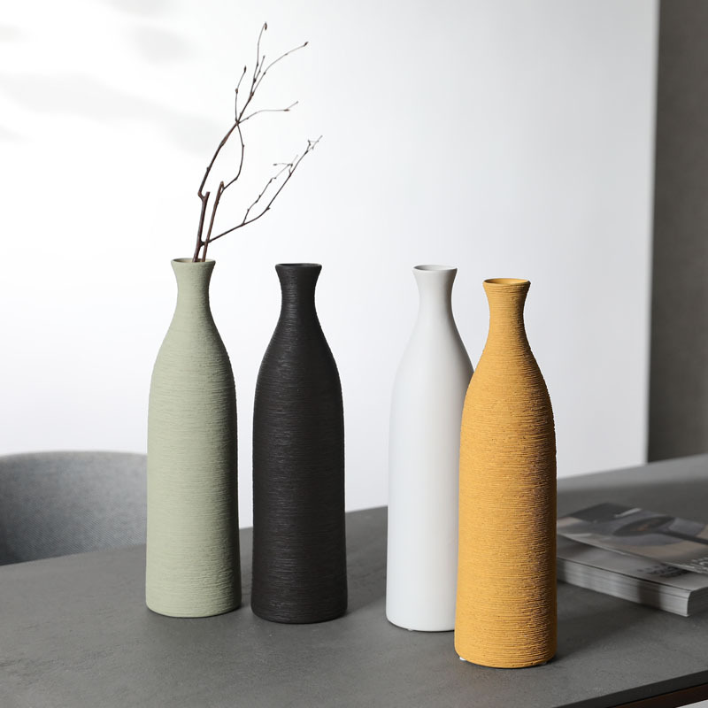 Vaso de cerámica simple negro y blanco cepillado moderno, flor de escritorio de la sala de estar, decoración suave, adornos