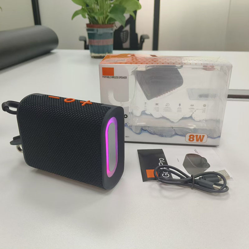 Transfronterizo G04 PRO altavoces Bluetooth inalámbricos luces RGB sonido al aire libre portátil inalámbrico tarjeta portátil mini audio