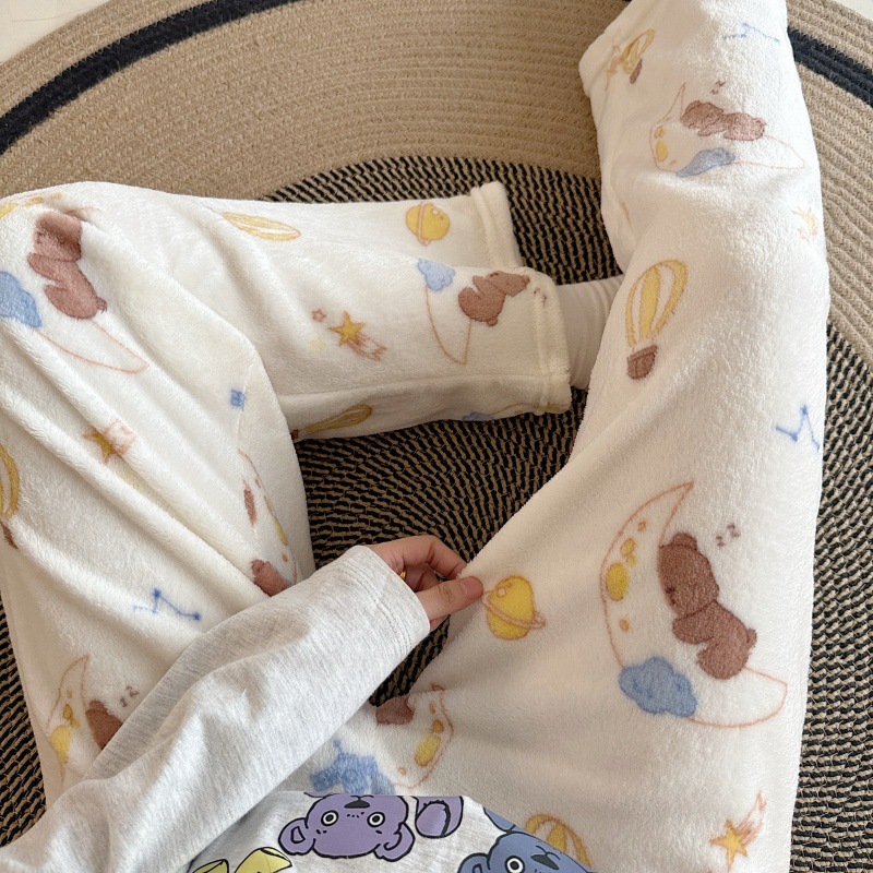 Pantalones de pijama de franela de dibujos animados de otoño y invierno para mujeres con pantalones de lana de coral caliente para estudiantes de lana de invierno para el hogar