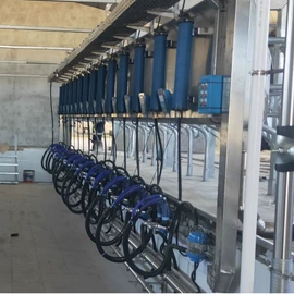 畜牧养殖机械;保鲜冷藏设备