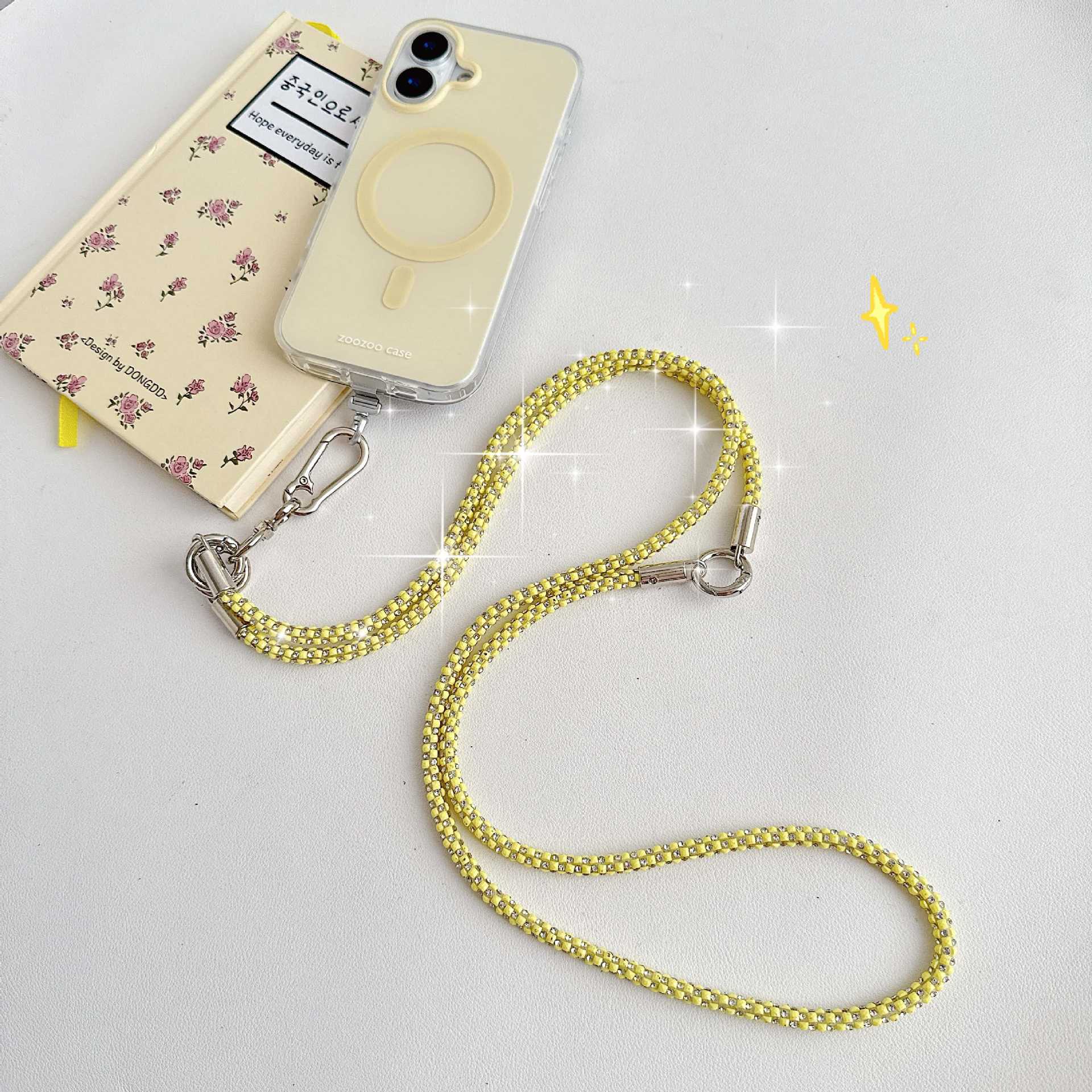 Cadena de teléfono móvil de alta gama hecha a mano de boutique, cordón de teléfono móvil de moda tres en uno de diamantes de lujo, mensajero largo/colgante