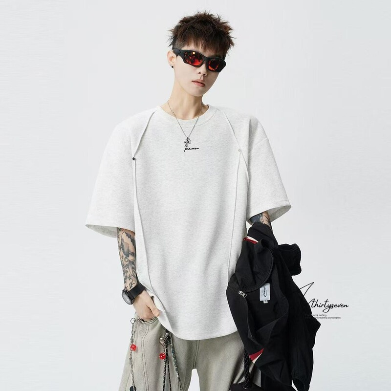 American-Style Trendy Brand Deconstructed Rivet Heavy-Duty Short-Sleeve T-Shirt for Men, Summer New Design, Loose Round-Neck Top for Men American-Style Trendy Brand Deconstructed Rivet Heavy-Duty Short-Sleeve T-Shirt for Men, Summer New Design, Loose Round-Neck Top for Men