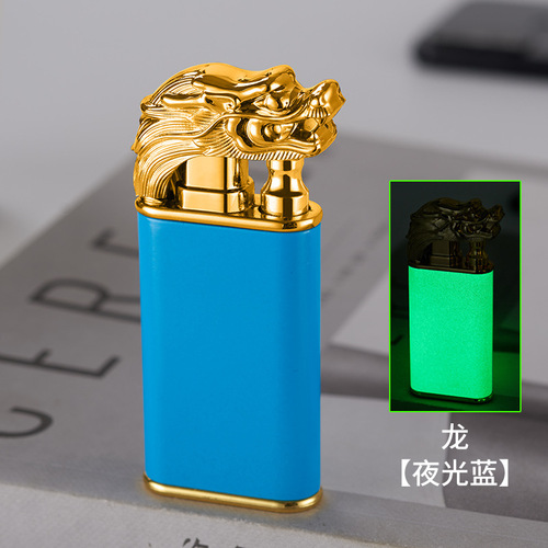 Internet celebrity will light up the lighter and go straight to the open flame to switch the dual-fire cigarette lighter, popular luminous igniter gift cross-border