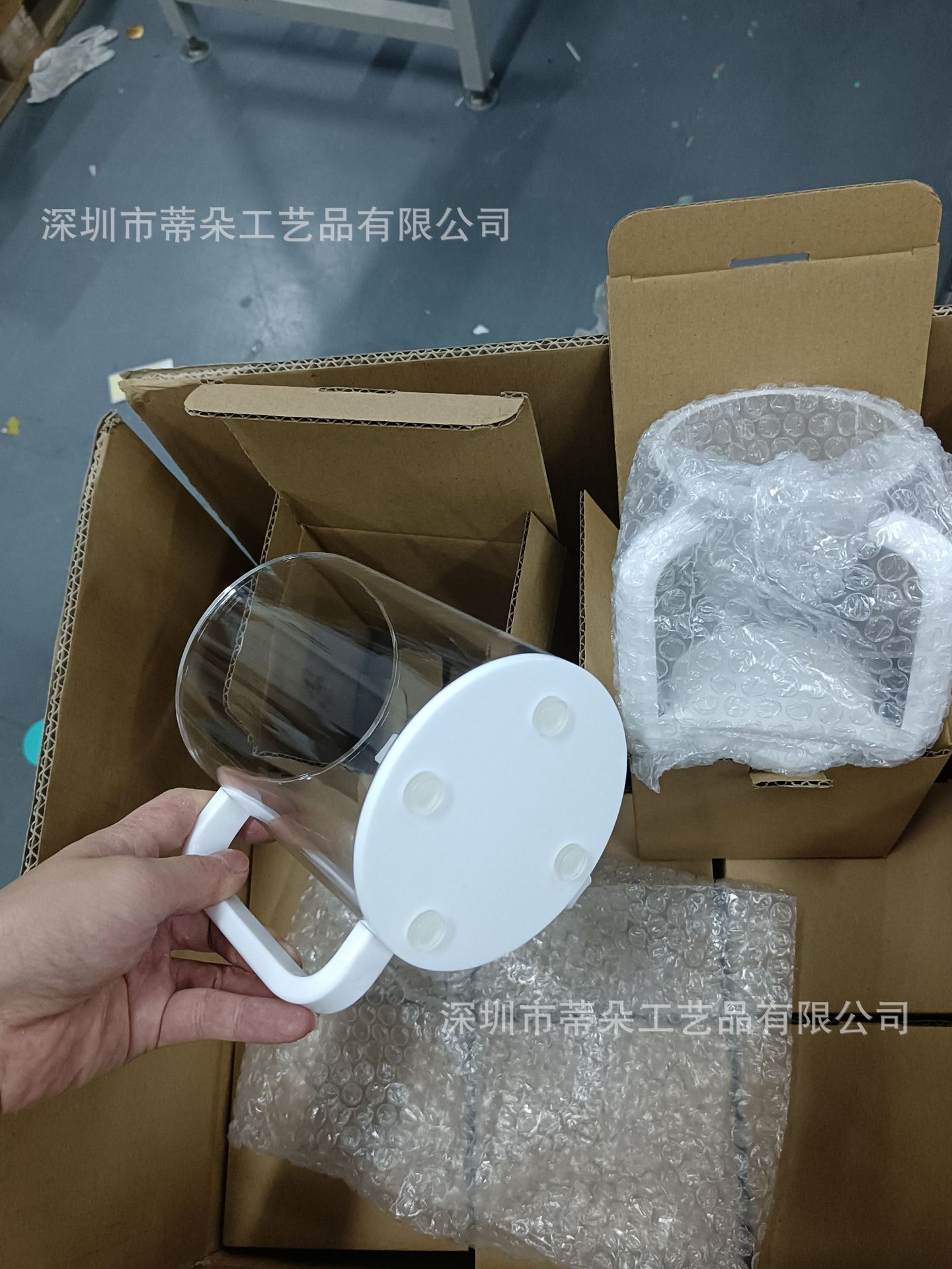 亚克力双把手杯子-01