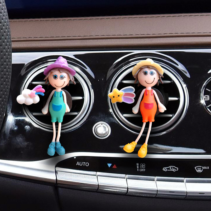 Cartoon transfronterizo coche perfume salida de aire clip coche aromaterapia boca de aire acondicionado fragancia ligera duradera muñeca colgante muñeca