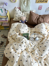 A����ļ���ȫ�޼���2025�¿�״��α��ִ�Ʒ�W������������4