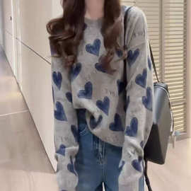 慵懒风长袖针织衫女2025秋季新款时髦洋气宽松爱心字母减龄套头衫