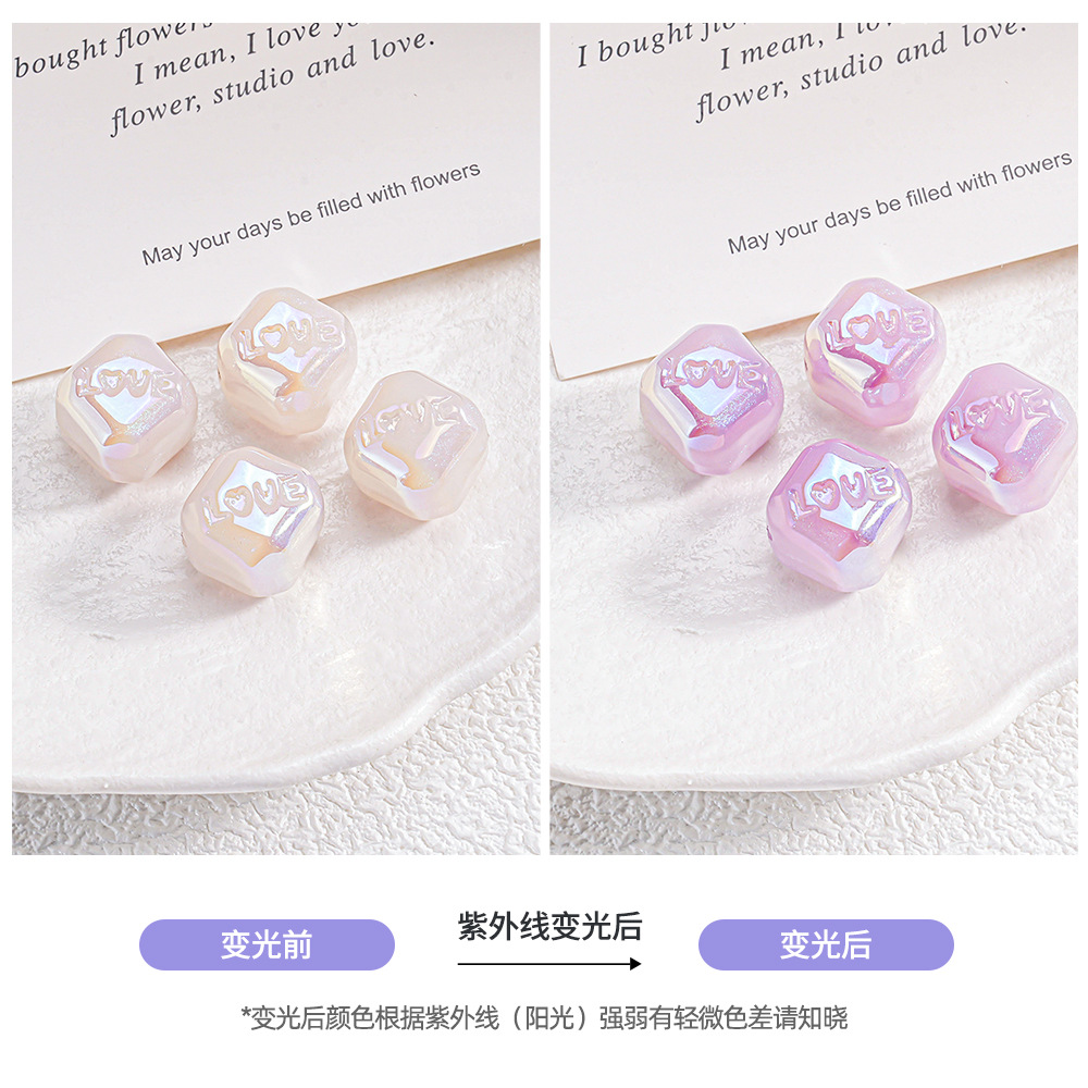 10 piezas de superficie de corte de cambio de color de luz ultravioleta LOVE cuadrado con cuentas de bricolaje cadena de teléfono móvil accesorios de joyería estilo mixto lote suelto