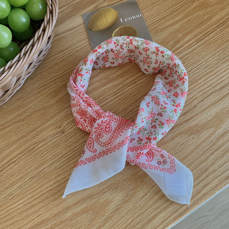 60 pequeñas bufandas cuadradas flores de anacard de verano versátiles seda de decoración de pañuelo impresa bufandas de seda envoltura pañuelo correa de pelo