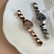 D0UKOU�¿�������ѧ����С�ڸ߼���ʯӢ��С�ɾ���Ůʿ�ֱ�����
