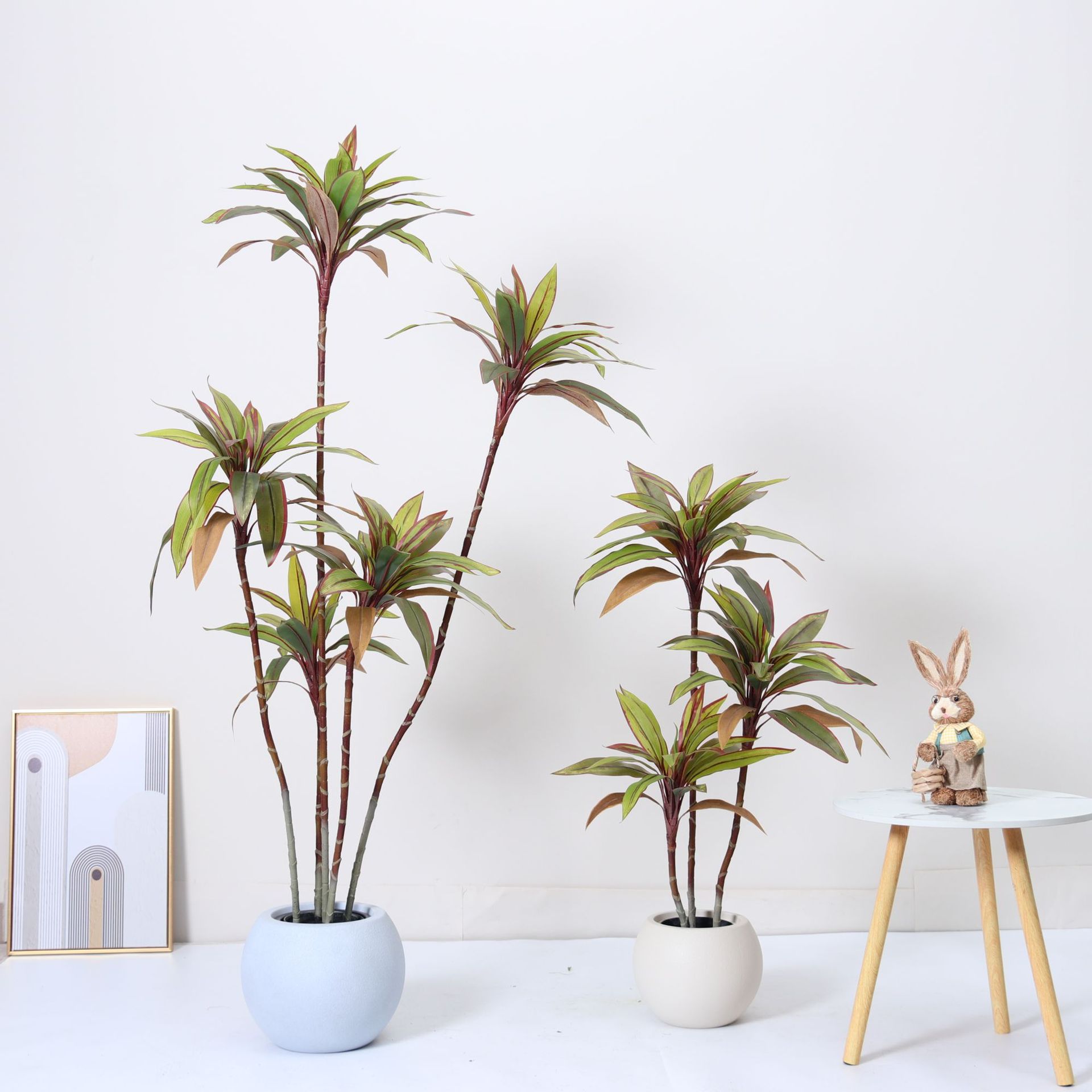 Simulación avanzada de plantación de vegetación y paisajismo Simulación de Zhujiao Árbol falso en maceta Sala de estar interior Decoración del suelo Decoración Planta biónica