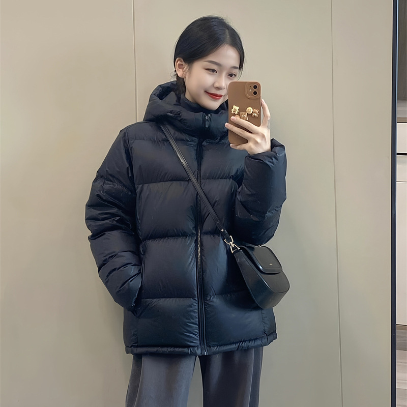 Off-Season Black Couple's Cotton Jacket for Women, Short Style, 2026 Winter New Hooded Puffer Jacket, Thick Cotton Coat, Cotton-Padded Outerwear Off-Season Black Couple's Cotton Jacket for Women, Short Style, 2026 Winter New Hooded Puffer Jacket, Thick Cotton Coat, Cotton-Padded Outerwear