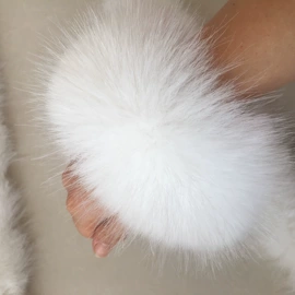 帽条;生皮、毛皮;毛领