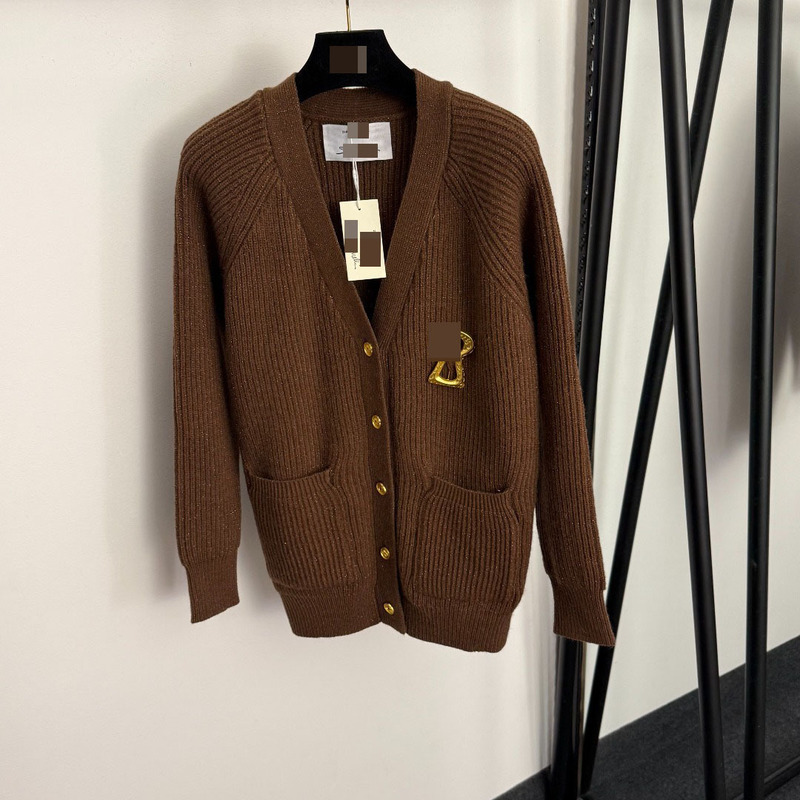 Shenzhen Nanyouhuo Classy Export Elegant Metal Keyhole Brooch Bright Silk Blended V Neck Long-Sleeved Knitted Cardigan
