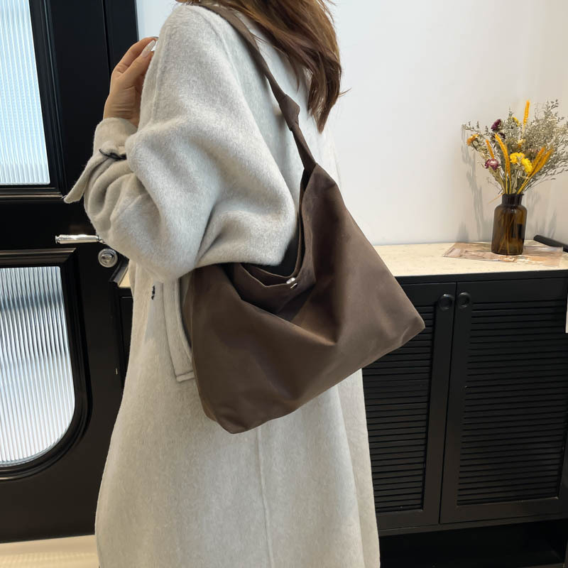 Damas retro viaje de vello mochila de hombro 2024, otoño y invierno nuevo estilo versátil bolso de mano casual