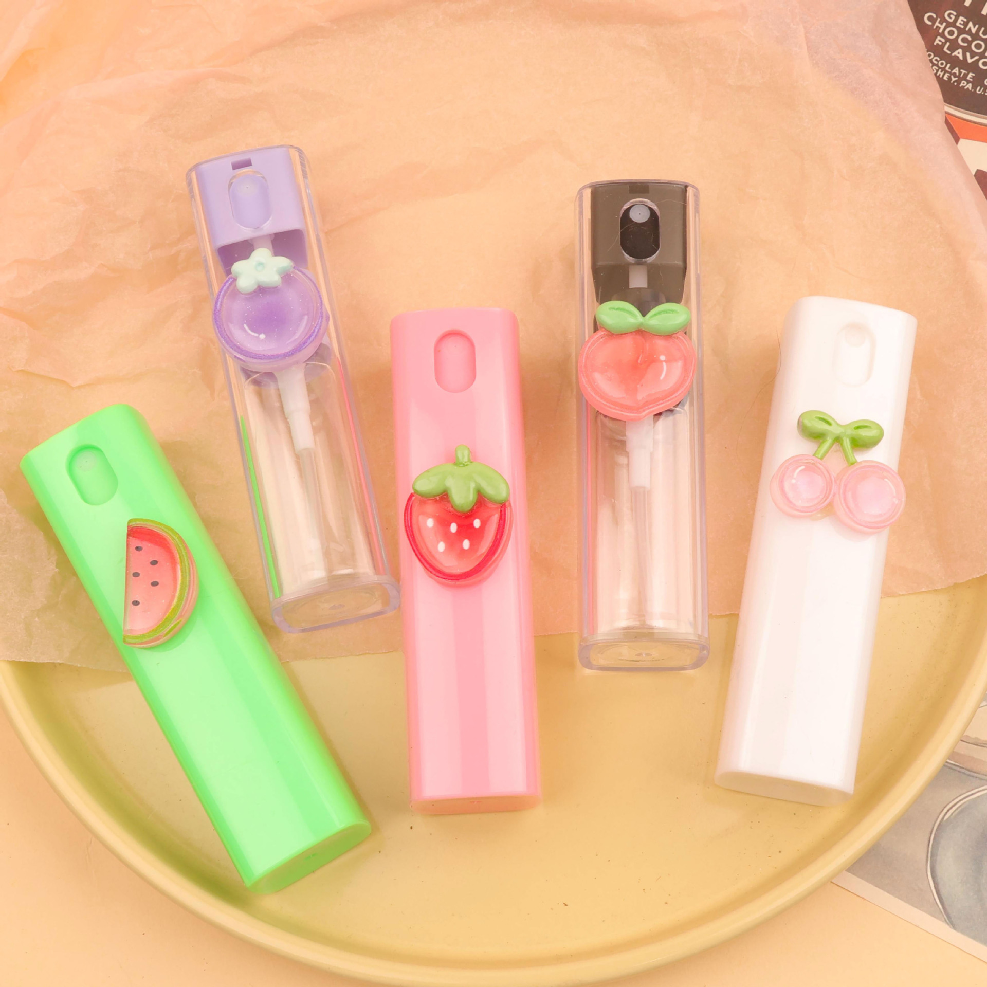 可爱卡通夏日水果草莓西瓜分装瓶按压式喷雾瓶细雾学生儿童玩具