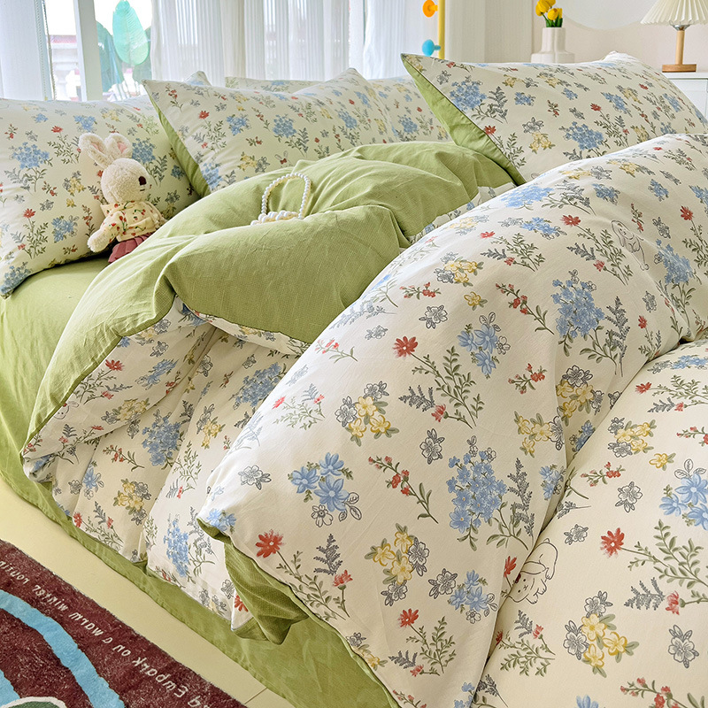 Personalizado en fábrica, sábanas de algodón de algodón de clase A, juego de cuatro piezas, cama de dormitorio de estudiantes floral, juego de tres piezas, funda de edredón, sábana