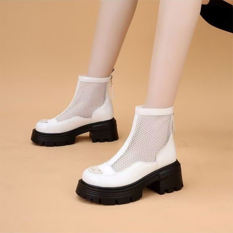 2025 primavera y verano nuevas botas de red huecas de suela gruesa de estilo de mujer respirable de malla de talón medio de moda con cremallera trasera personalidad botas frías