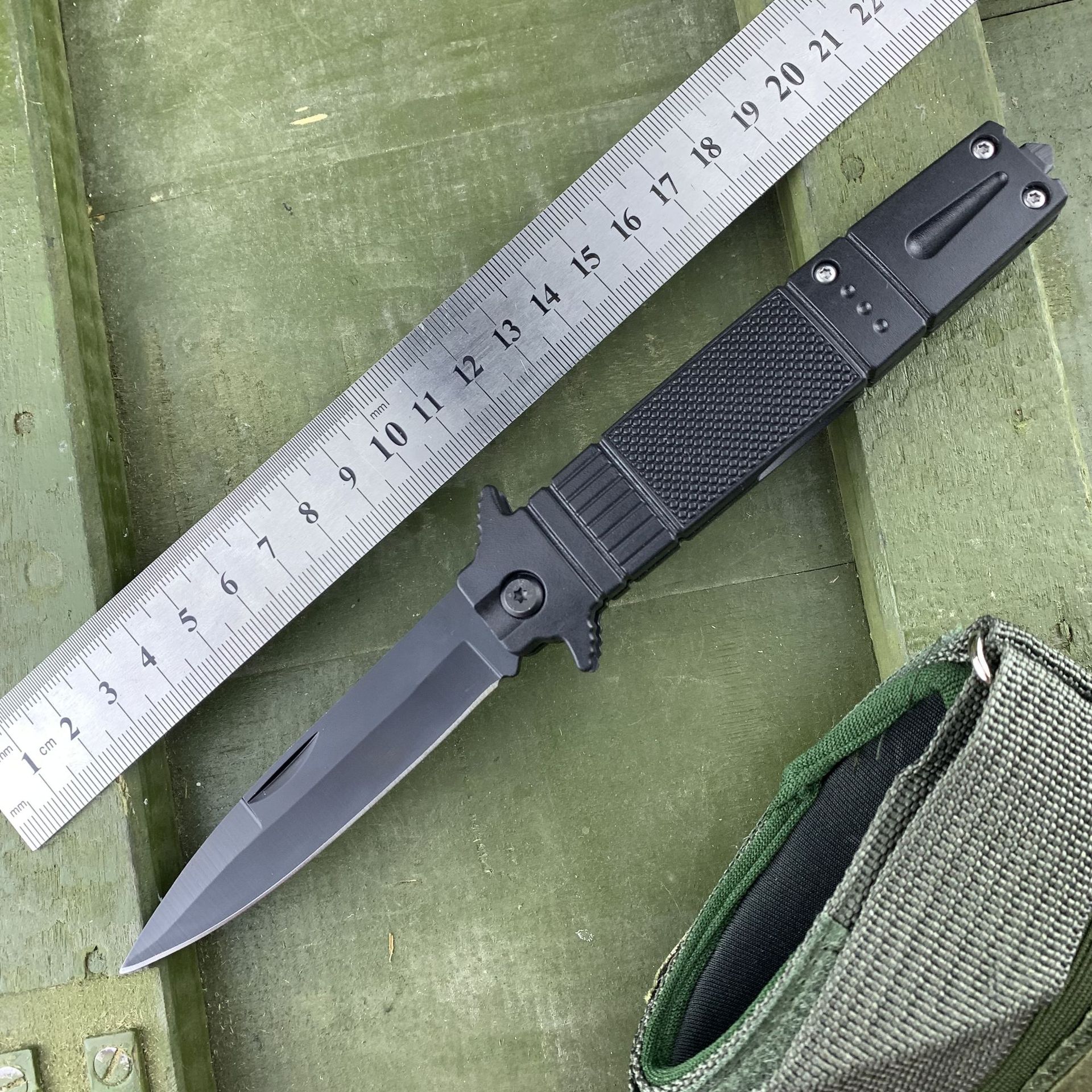 跨境无锁户外折叠刀多功能小刀野外求生折刀防身便携露营装备小刀