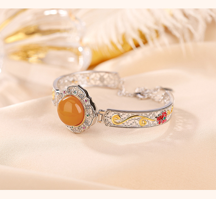 Vòng tay nữ bạc S925 đính charm sáp ong mặt trứng hoa mẫu đơn phong cách quốc gia cao cấp — Một chiếc chi tiết 4