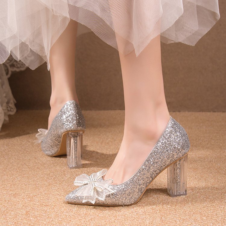 Pointed wedding shoes Xiuhe wedding dress two wear crystal shoes bride high heels women not tired feet thick heel pregnant women can wear at ordinary times