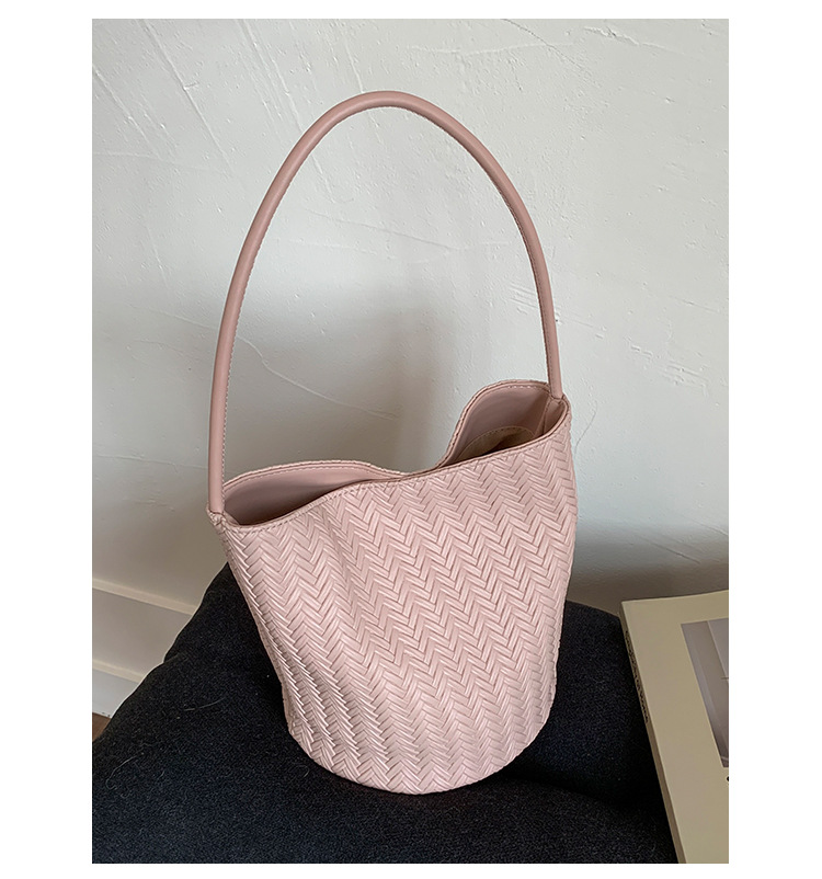 Trendy large-capacity woven bag, fashionable handbag, 2025 new style, versatile bucket bag, simple shoulder bag, underarm bag undefined