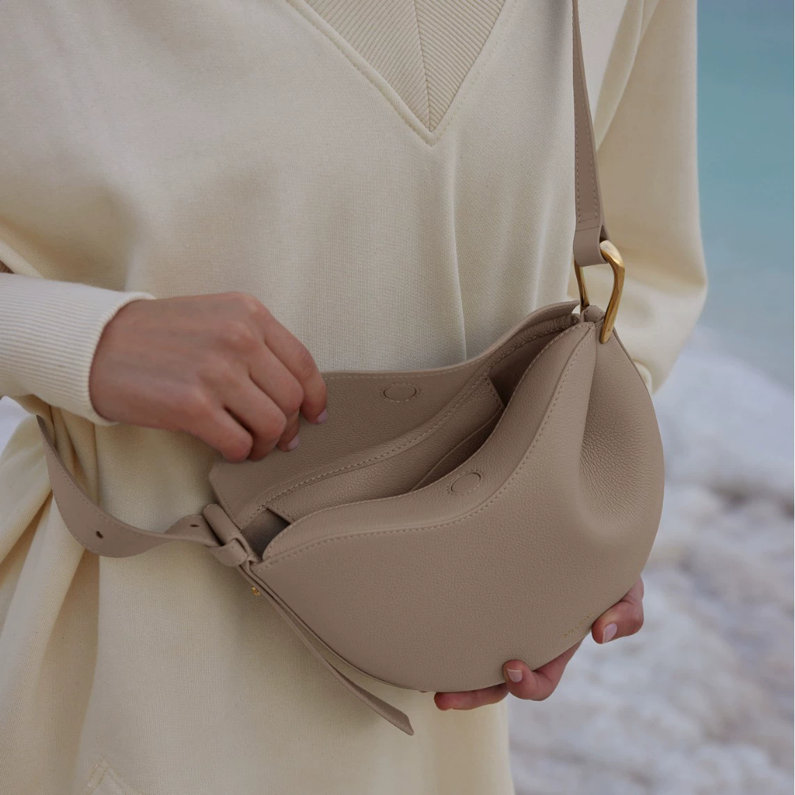 French niche brand Pol color block 2024 new women's bag Tonca pea bag genuine leather one-shoulder crossbody fashion bag