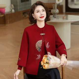 妈妈装红色刺绣开衫两件套中老年洋气婚宴礼服外套针织衫套装上衣