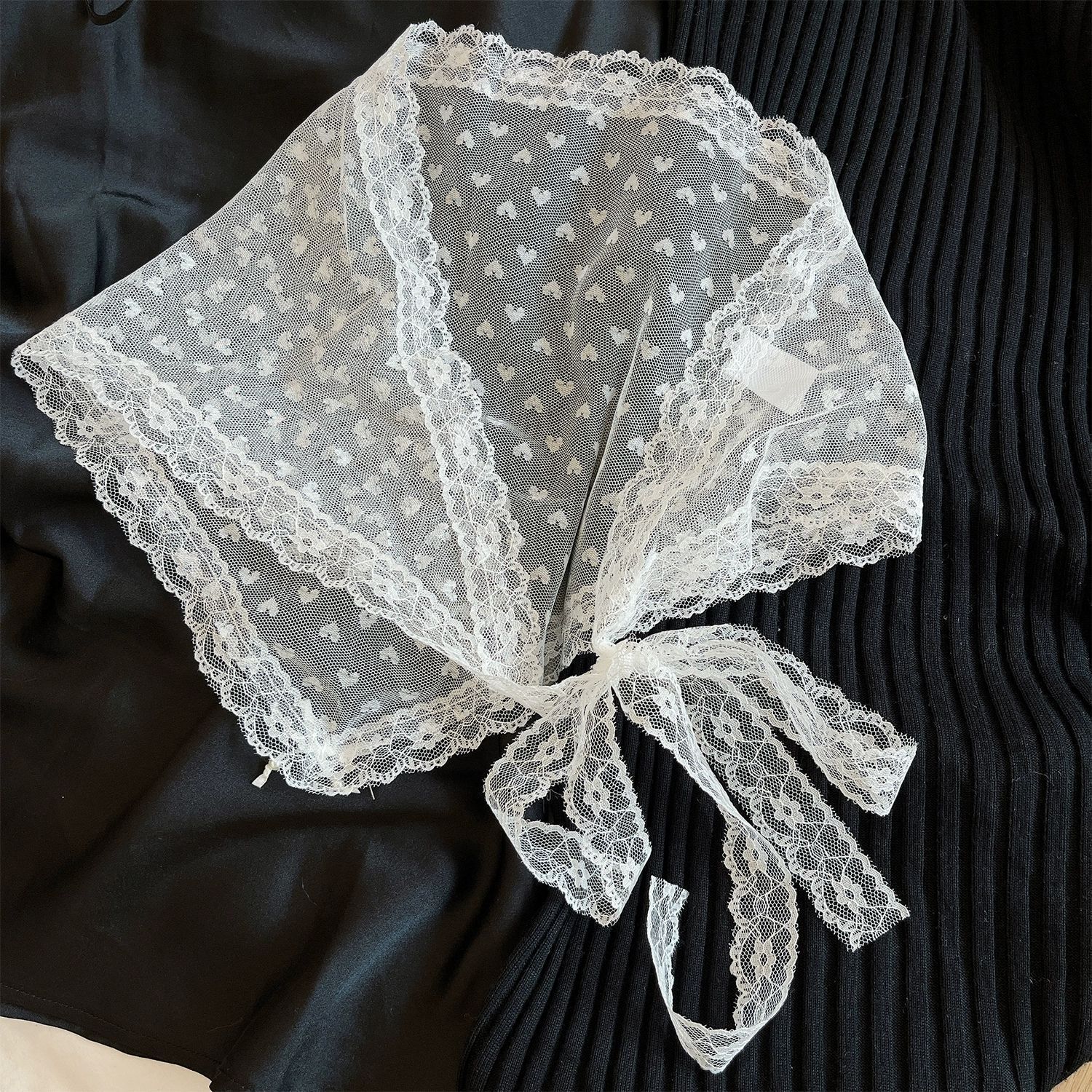 2026 nuevo pañuelo de encaje francés para mujeres tocado de triángulo de verano pastoral tocado de cabello triángulo blanco