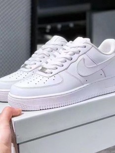 ����AF1��܊һ̖���׼��ڵ͎���Ů��Hͬ��С��Ьins�ٴ����Ь