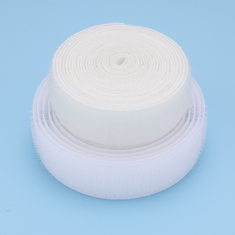 Velcro de color al por mayor 2cm de ancho gancho texturizado sin adhesivo de espalda pegatina madre ropa de bebé zapatos y sombreros pegados hebilla