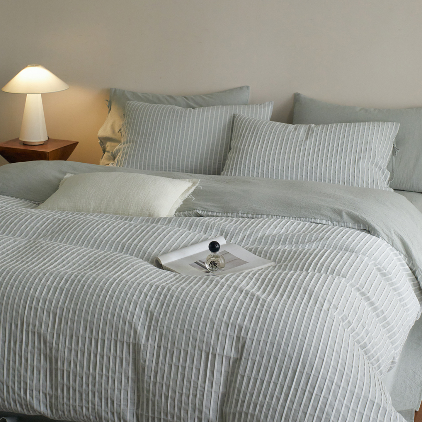 2026 New Tubular Striped Tencel Cotton-Linen Jacquard Four-Piece Set--Simple Series Moisture-Absorbent and Breathable Bedroom Favorite