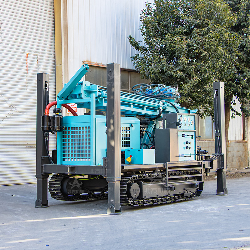 Máquina de perforación de pozos de agua neumática de orugas Máquina de perforación de pozos neumática de pozo profundo de 400 metros Máquina de perforación de pozos de agua montada en vehículos Máquina de perforación neumática