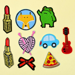 Cute embroidery patch cartoon dog iron-on fabric patch for children's clothing DIY hole repair fashionable decoration patch small size