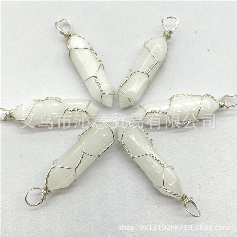 Comercio exterior caliente bobina hexagonal columna colgante collar de cristal natural hecho a mano de plata hilo bala joyería al por mayor