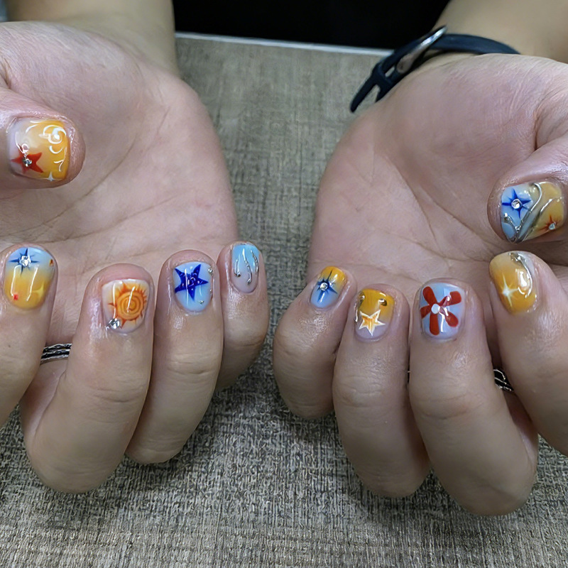 Popular European and American Style Short Square Warm Orange Light Blue Star Pattern Sweet and Fun Men's Wearable Nails Finished Fake Nails Cross-Border Wholesale Nail