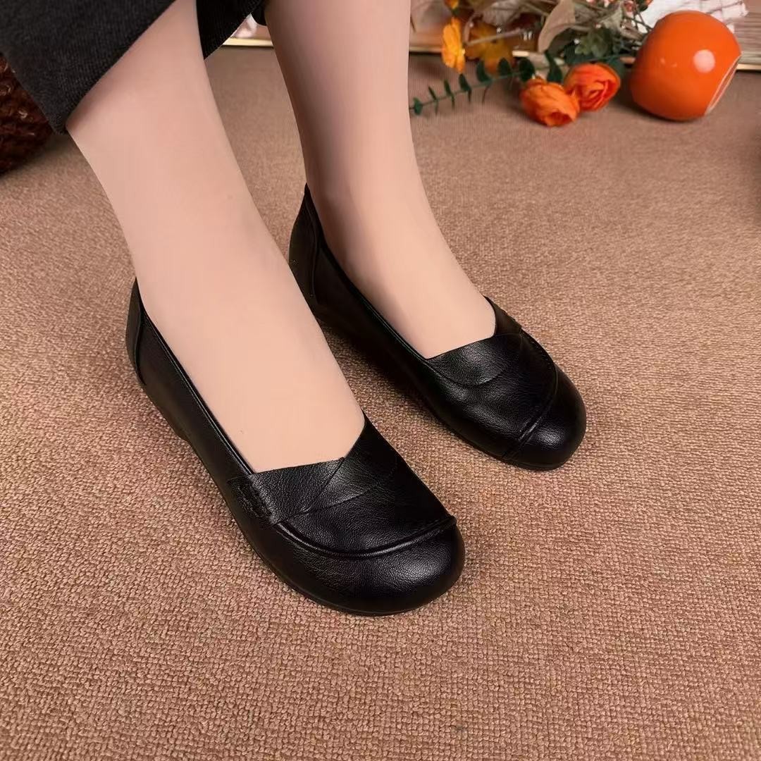 2026 primavera y verano nuevo estilo de moda versátil boca superficial cabeza redonda perezosa un pedazo de zapatos de madres de moda para mujeres