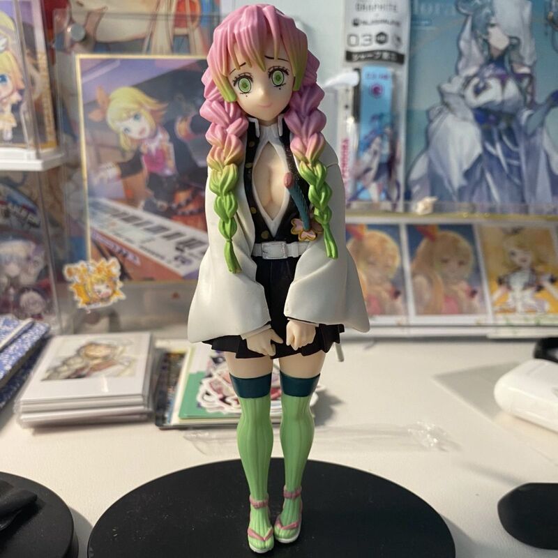 Authentic Japanese Version of the Figure from the Anime Demon Slayer: Kimetsu No Yaiba - Tanjiro Kamado and Mitsuri Kanroji Model Statue Authentic Japanese Version of the Figure from the Anime Demon Slayer: Kimetsu No Yaiba - Tanjiro Kamado and Mitsuri Kanroji Model Statue