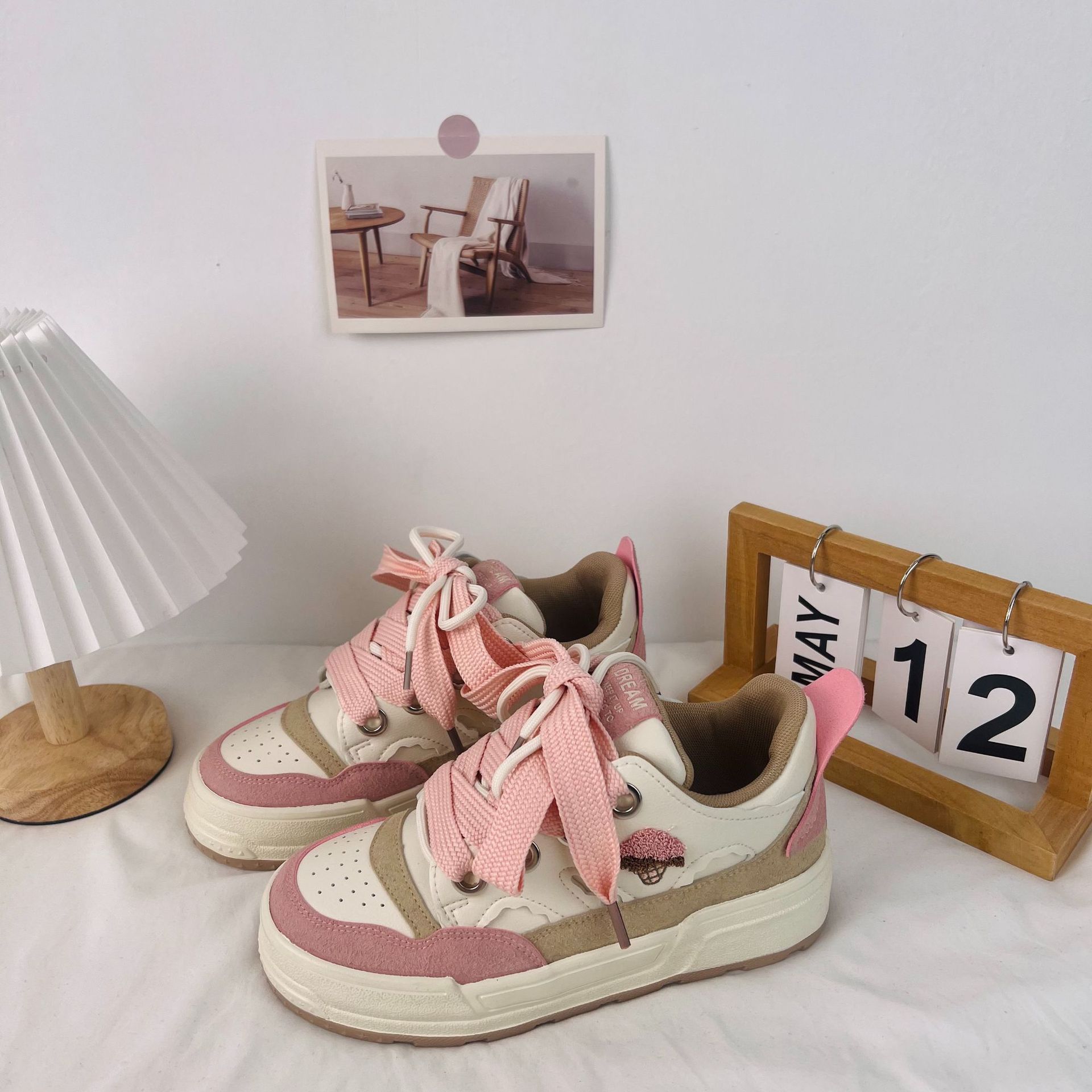 Suprimido rosa fresa Zapatos Niños ins marea 2024 primavera suave niña lindo zapatos de lona pequeños zapatos blancos