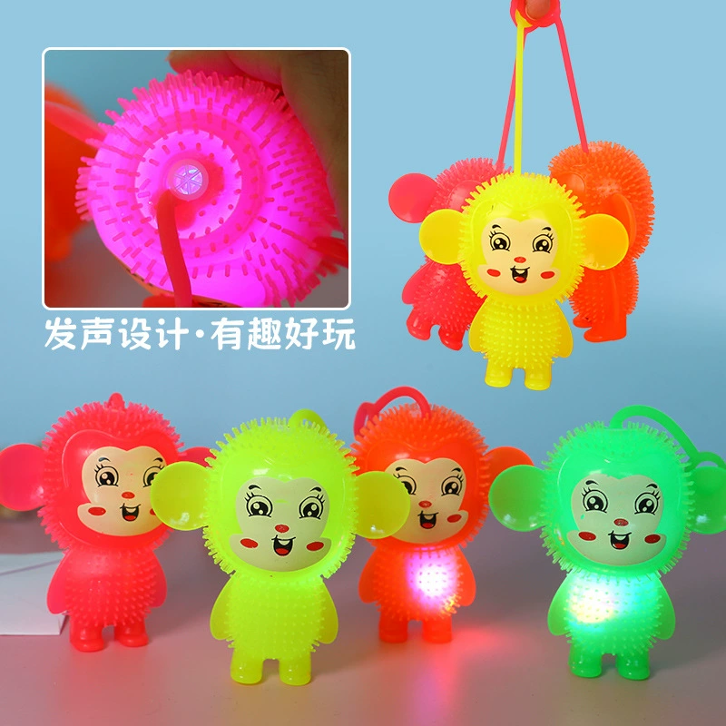 Ночной рынок светится маленькой обезьянкой