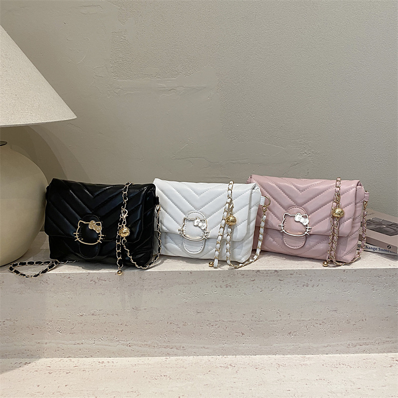 2026 New Model Foreign Trade Fashion Versatile Heart-Shaped Women's Bag High-Value Genuine Leather Chain Bag Shoulder Crossbody Bag