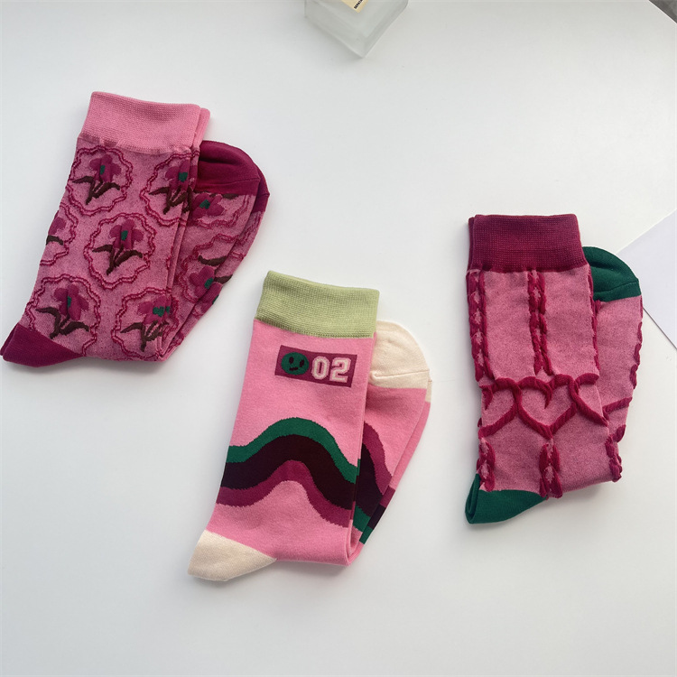 Women's Elegant Lady Color Block Cotton Crew Socks A Pair display picture 8