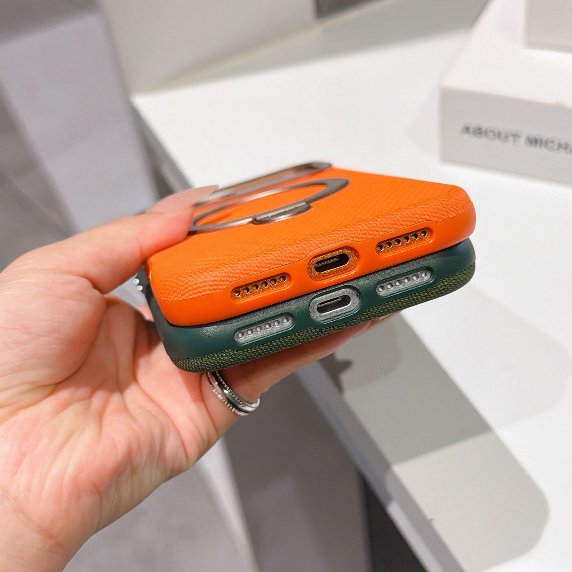 Ốp lưng da iPhone 16/17 Pro Max có vòng xoay 360 độ, nam châm hút, chống sốc viền dày — Đen, Nâu, Tím, Xanh dương chi tiết 18