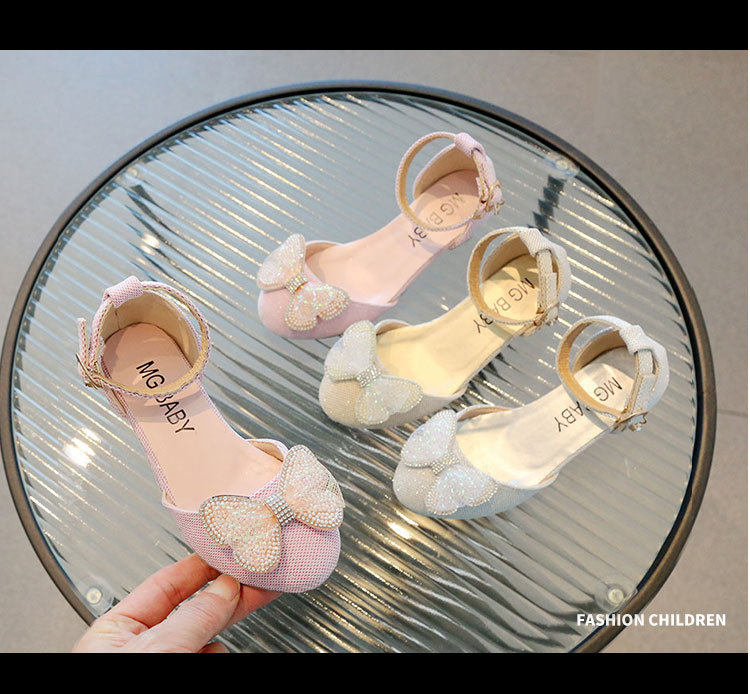 Scarpe di cristallo da ragazza con paillettes alla moda coreana Dolce fiocco Tacchi alti Principessa Estate Nuova tendenza delle scarpe per bambini_voghion.com