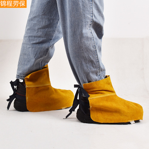 Long welding foot cover, adjustable welding protective foot cover for mechanics, heat-insulating and anti-scalding leather welding foot cover